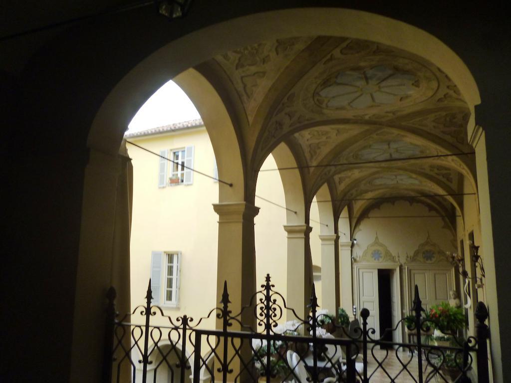 Luisa In Palazzo Bianchi Lägenhet Parma Rum bild