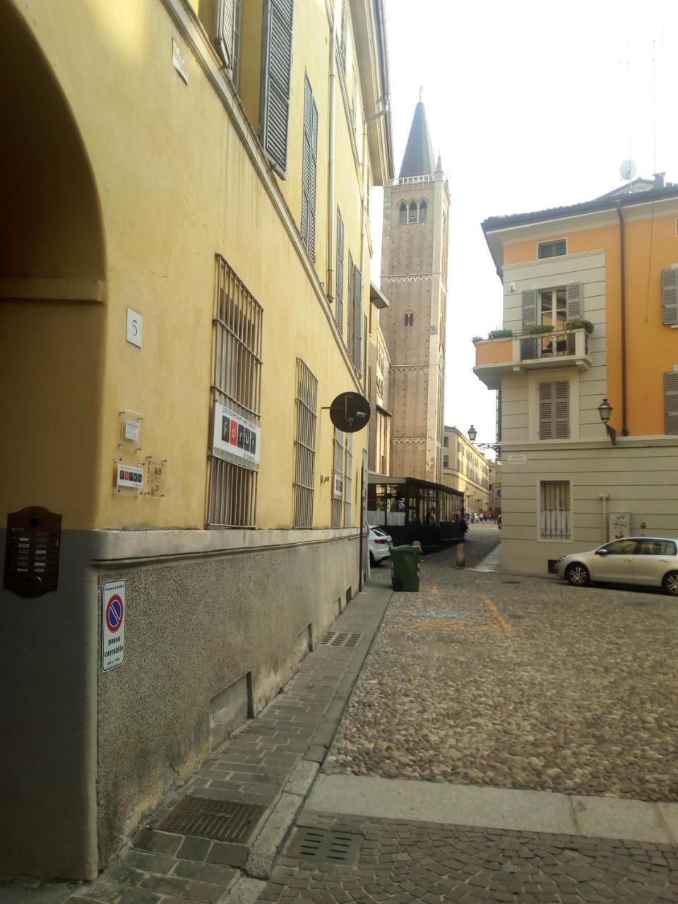 Luisa In Palazzo Bianchi Lägenhet Parma Exteriör bild