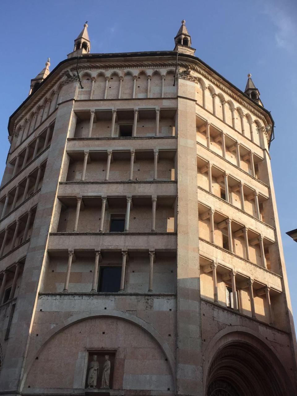 Luisa In Palazzo Bianchi Lägenhet Parma Exteriör bild